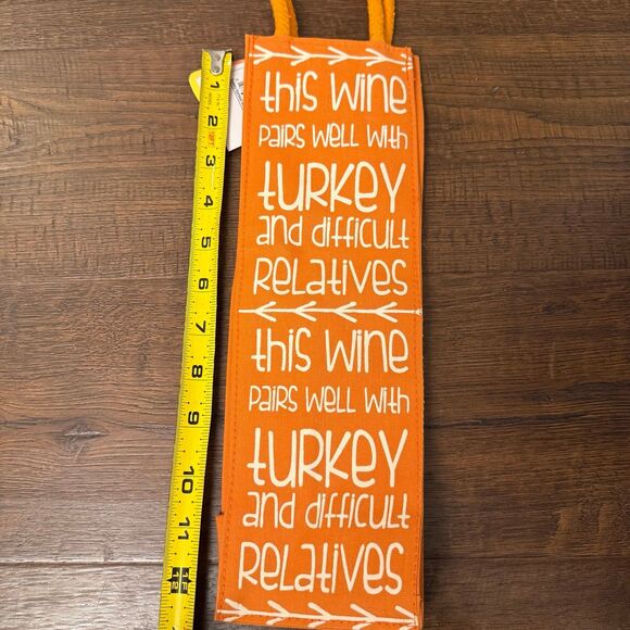 Thanksgiving Wine Gift Bag “Pairs Well With Turkey” New - Picture 3 of 4